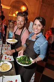 Sonja KiaaGregor Teicher mit Birgit Nössing Family Affair Kochabend mit Flo und Co (Geschäftsführer Florian Gürster und Yvonne Mehrfeld) im Lenbach Palais München am 8.06.2016 Foto: BrauerPhotos / G.Nitschke efer mit Freund Cedric Schwarz Family Affair Kochabend mit Flo und Co (Geschäftsführer Florian Gürster und Yvonne Mehrfeld) im Lenbach Palais München am 8.06.2016 Foto: BrauerPhotos / G.Nitschke